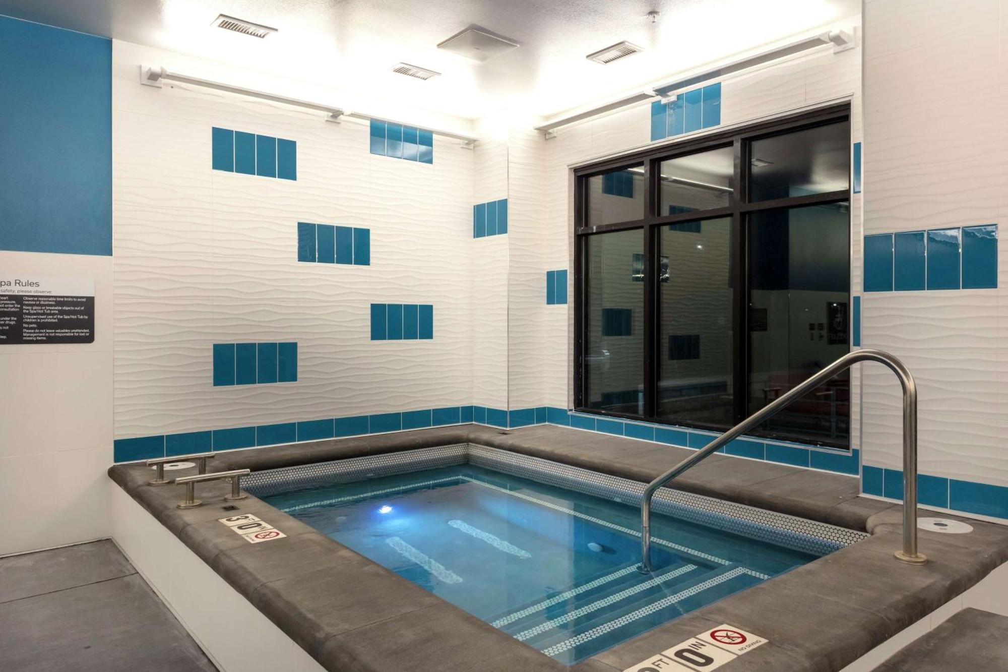 Hilton Garden Inn Denver/Thornton Exteriör bild