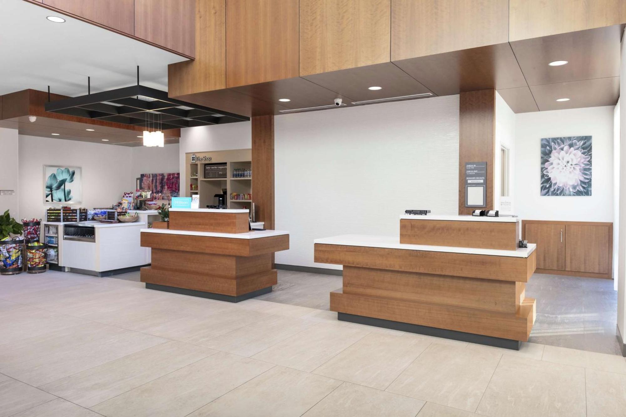 Hilton Garden Inn Denver/Thornton Exteriör bild